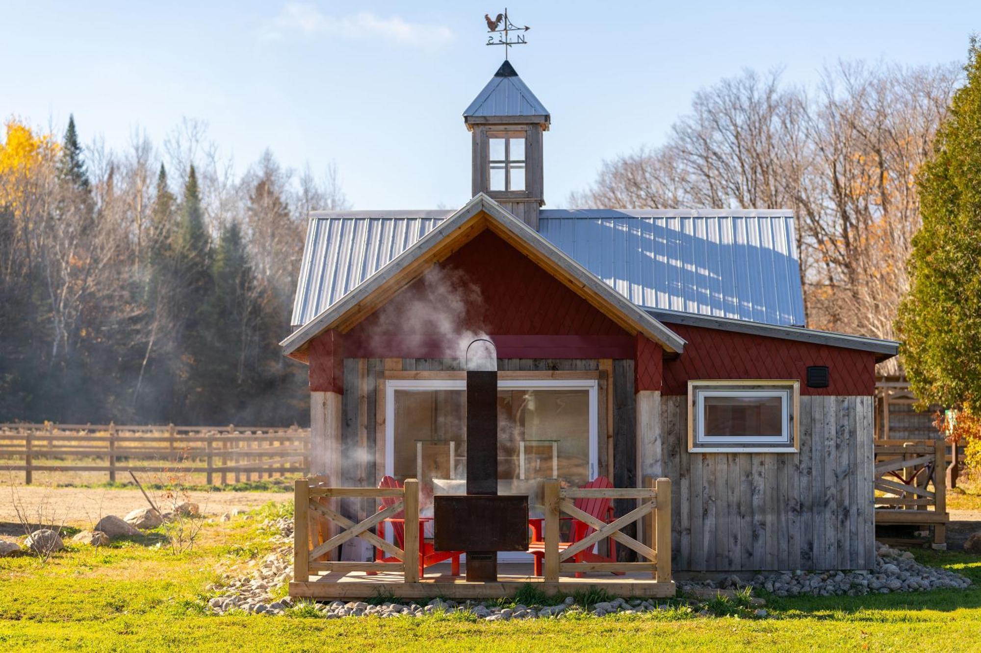 Le Baluchon Eco-Villegiature Saint-Paulin Εξωτερικό φωτογραφία